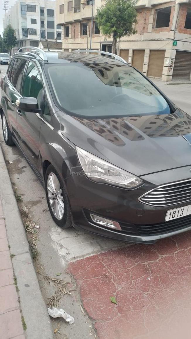 Ford C Max Diesel Manuelle 7 place 2016 à Tétouan
