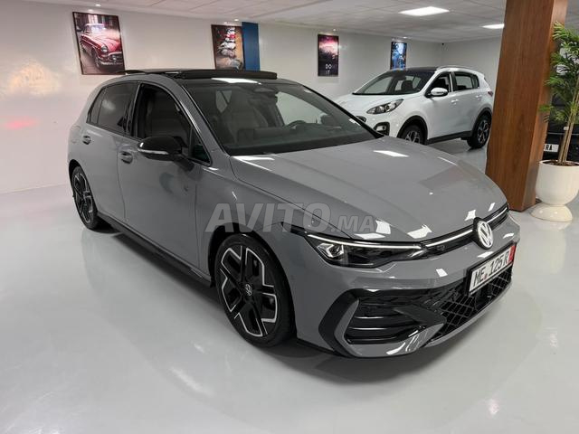VOLKSWAGEN Golf - 2