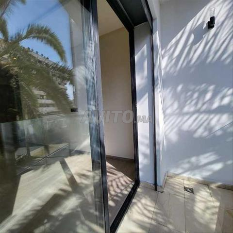 214169-شقة للإيجار بـ 9000 درهم في بورغون (أنفا)
