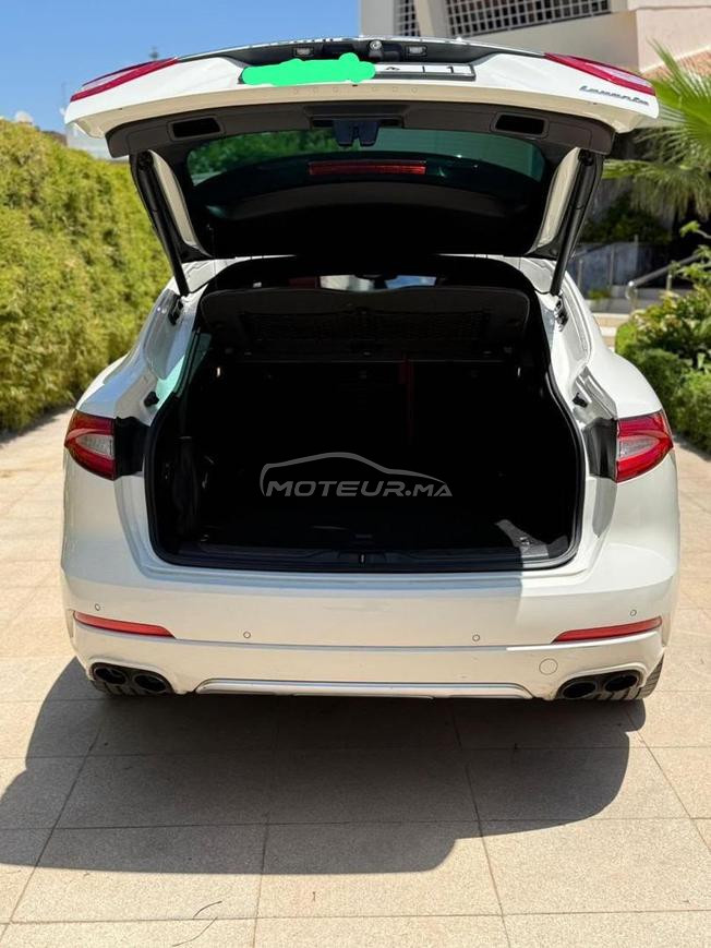 MASERATI LEVANTE 2016