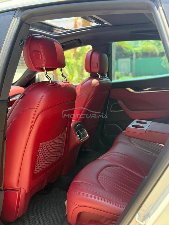 MASERATI LEVANTE 2016