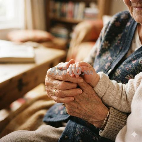 Nounou et accompagnatrice pour personnes âgées à Meknès👶🏼👵🏼