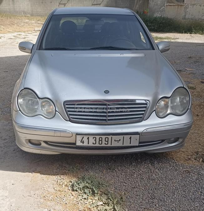Mercedes-Benz Classe C Diesel Manuelle 2002 à Fès