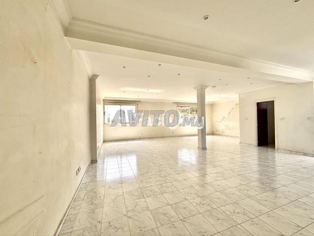 Bureau de 78 m² à Casablanca - 2