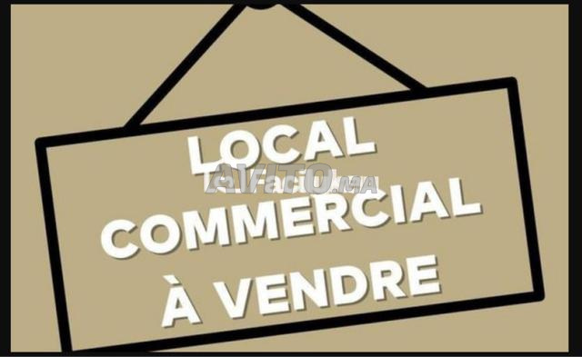 Local commercial de 78 m² à Bouskoura