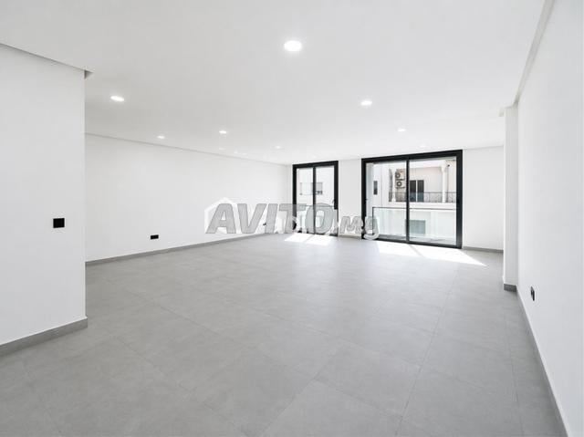 Bureau de 71 m² à Casablanca
