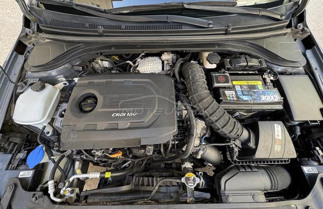 HYUNDAI ELENTRA GLS AUTOMATIQUE 