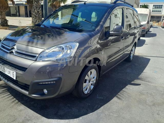 Je mets ma voiture Citroën Berlingo à vendre - 2
