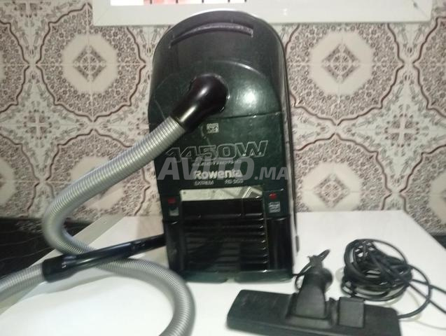 Aspirateur quasi neuf - 2