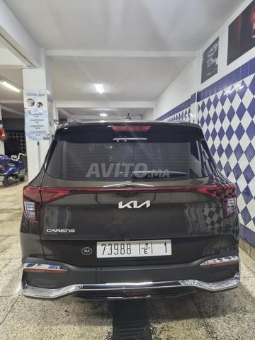 Kia Carens - 2