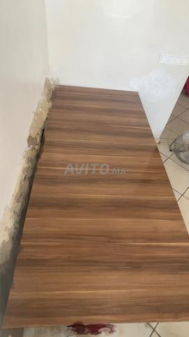 Deux tables en bois à vendre - 2