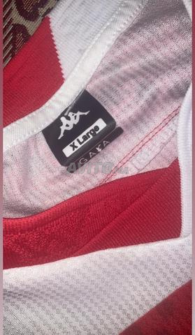 2 maillots Wydad Casa Blanca - 2