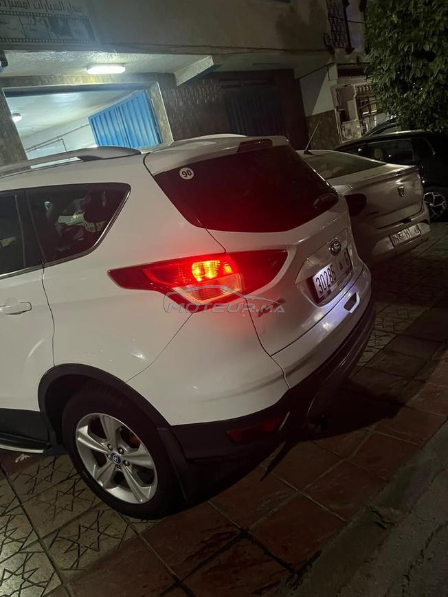 Ford Kuga 2014 3amra wn9iya tbklah wfih tmn mzyn