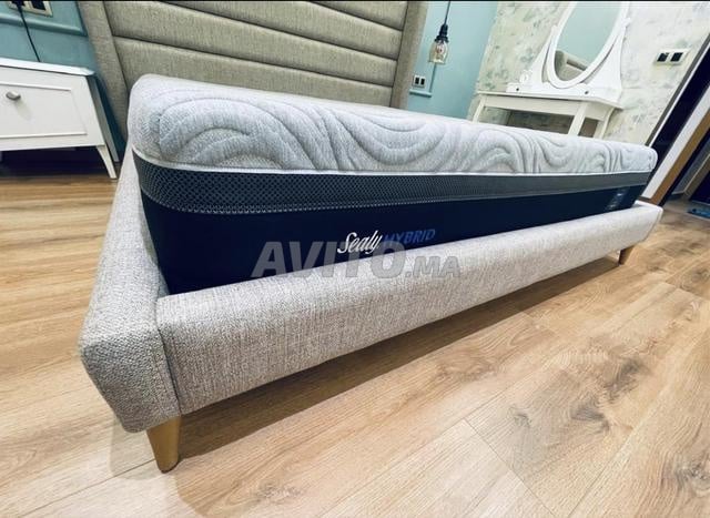 Lit 180 sur 200 avec Matelas Sealy Hybride USA - 2