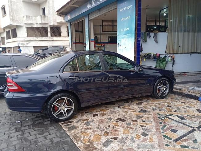 مرسيدس-بنز 220 ديزل يدوي 2000 في طنجة