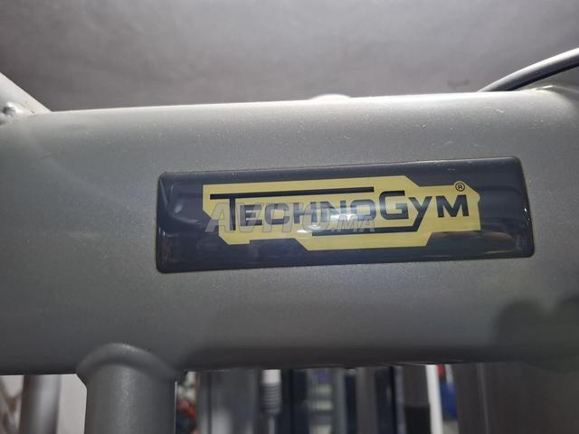 4 postes Technogym - 2