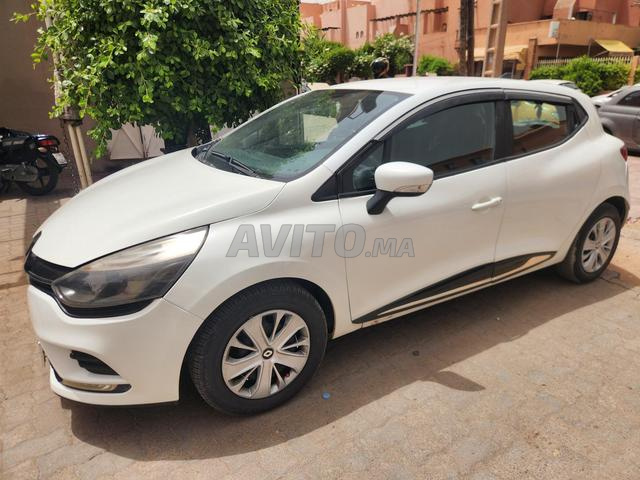 Renault Clio très propre - 2
