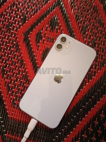 iPhone 11 Normal 128 Go 71% batterie - 2