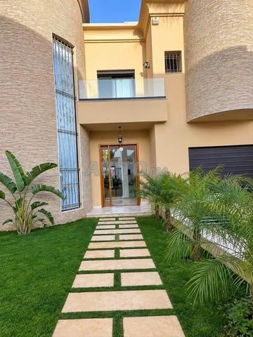 villa pour la location longue durée 