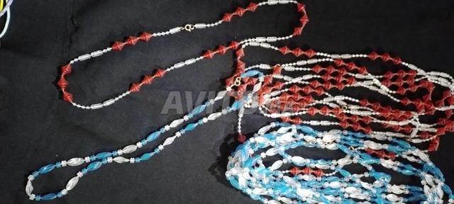 Collier en plastique - 2
