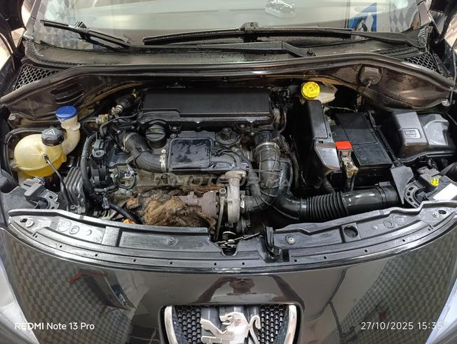 Peugeot 207 Diesel Manuelle 2011 à Tanger