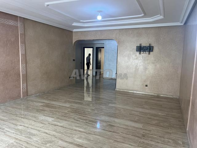 A louer appartement de 170m2 à 2 Mars - 2