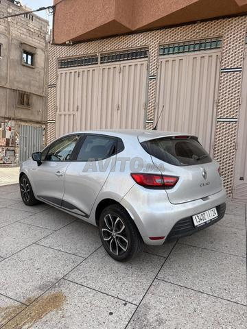 كليو 4 موديل 2021 يدوي