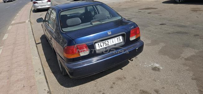 Voiture robuste et économique 