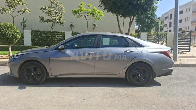 Hyundai Elantra Hybride Automatique 2023 - 2