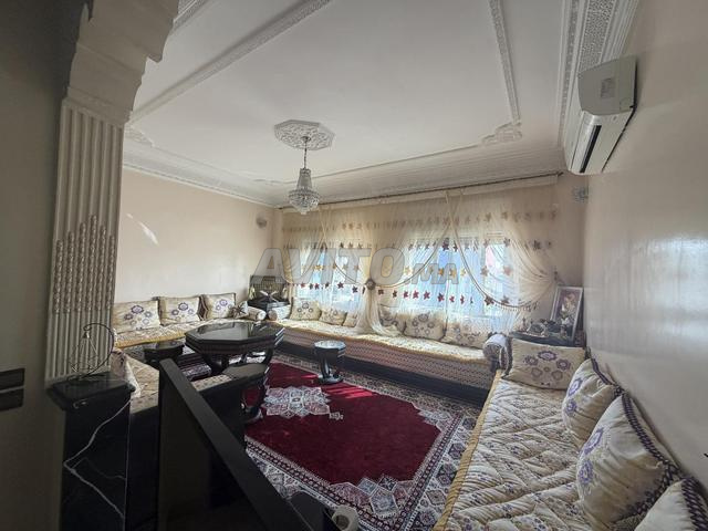 منزل للبيع – مشمس وبدون إطلالة مباشرة - 2