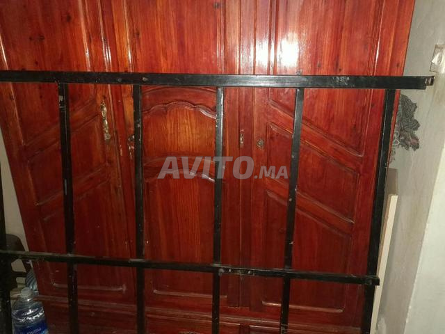 À vendre, encore bon - 2