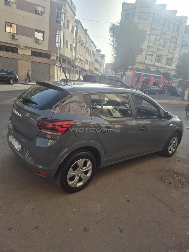 sandero dacia essentiel