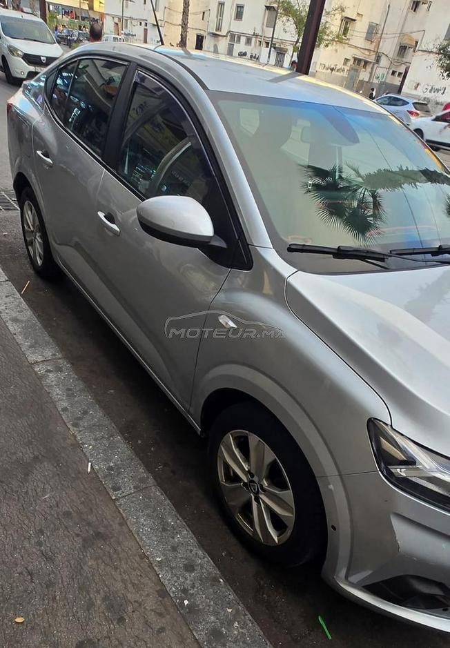 Dacia Logan Essence Automatique 2022 à Casablanca