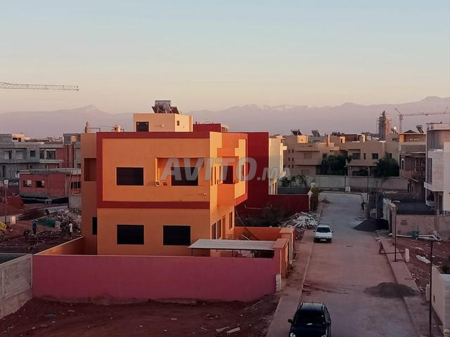 فيلا للبيع في طريق الشرفية - 2