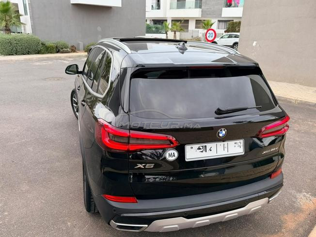 سيارة للبيع BMW 