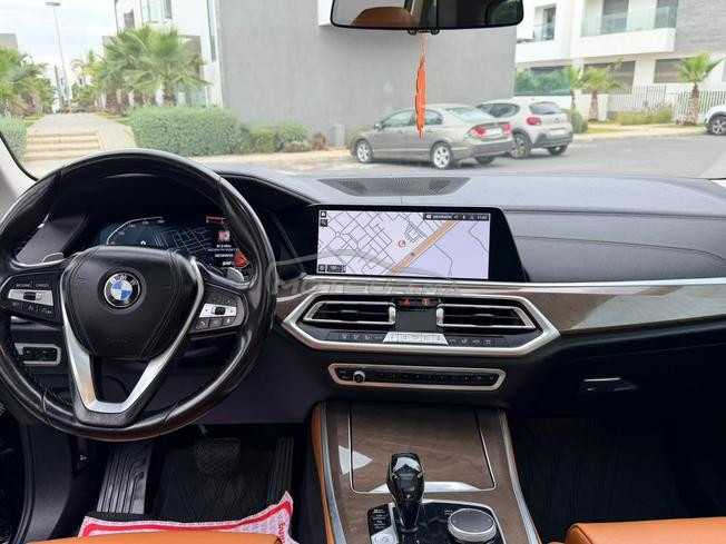 سيارة للبيع BMW 