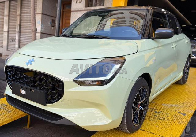 Suzuki Swift Essence MHEV