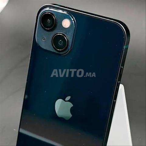 iPhone 13 normal, 128gb, état de batterie 77%