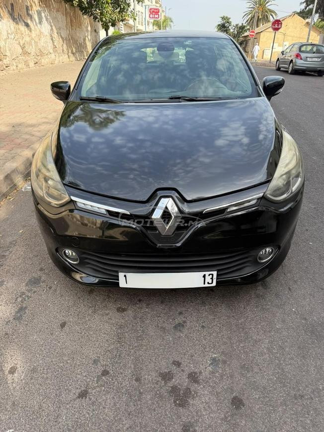 Je mets Clio 4 limited full option 