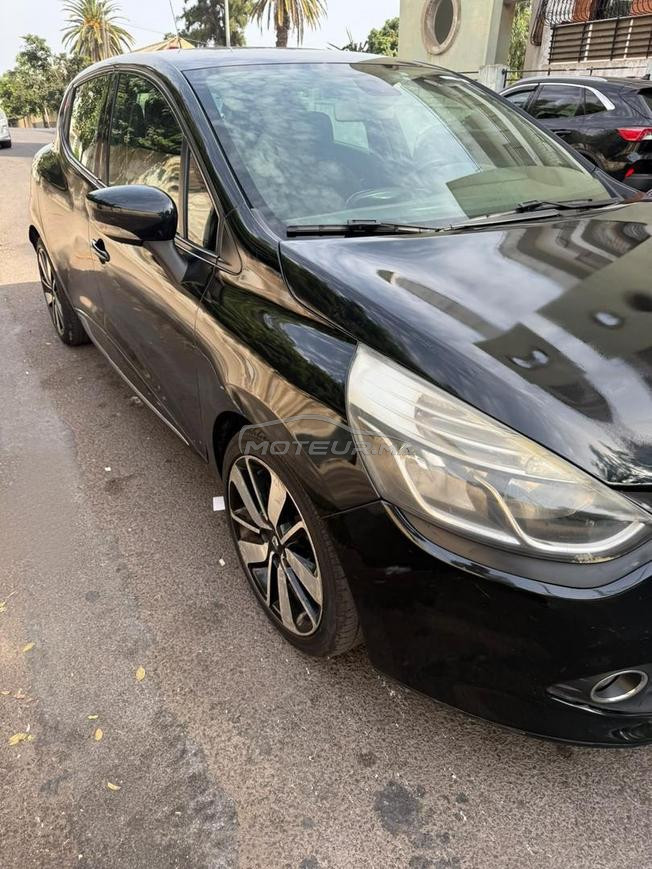 Je mets Clio 4 limited full option 