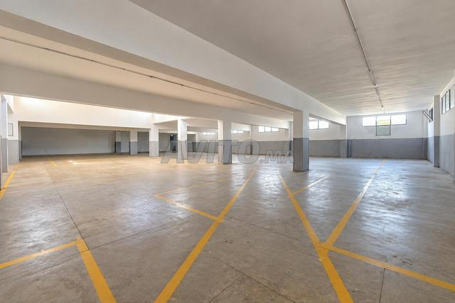 À louer local de 600 m² 1er étage Z.I Casablanca