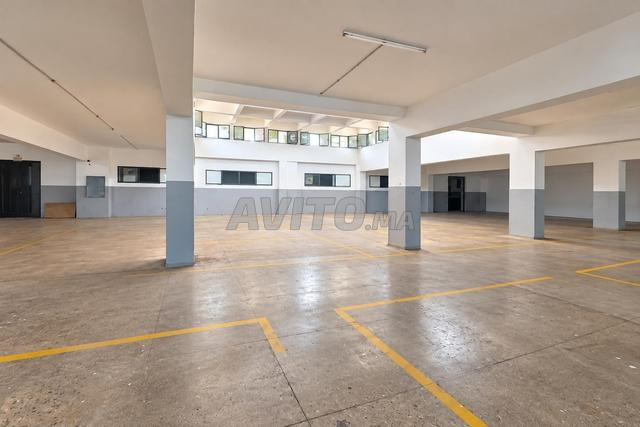 À louer local de 600 m² 1er étage Z.I Casablanca