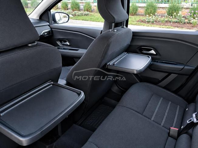 LOGAN ESSENCE BVA JOURNEY TTE OPT 2022  67000 KM