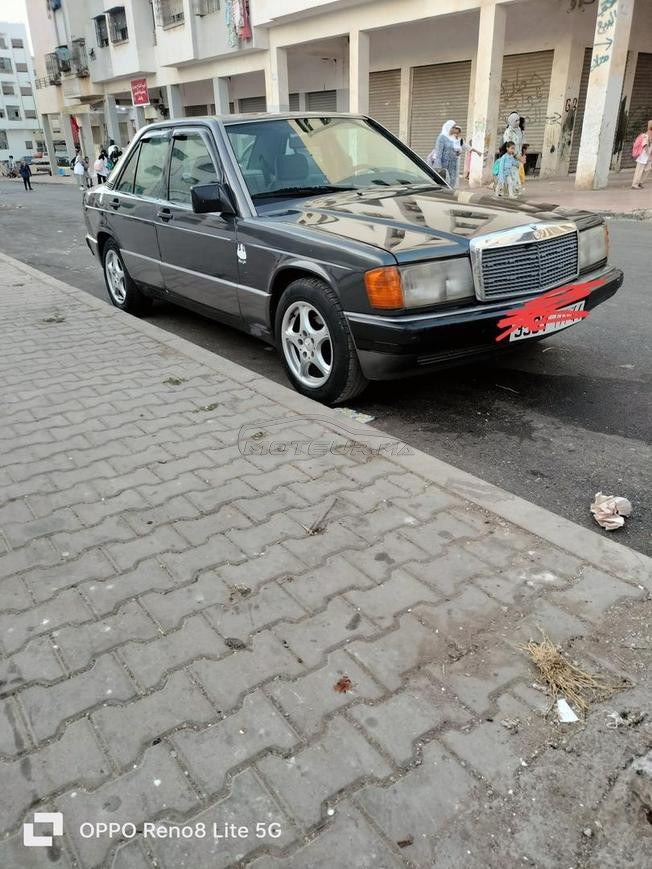 ميرسيدس بنز 190