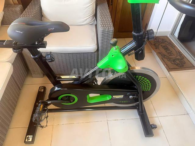 Vélo d'appartement - 2