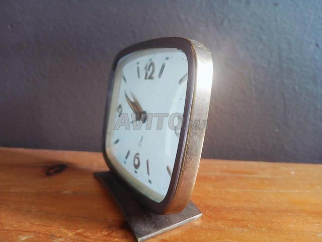 - Magnifique réveil JAZ vintage - - 2