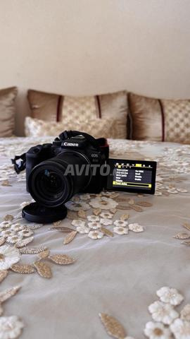 Canon R10 - 2