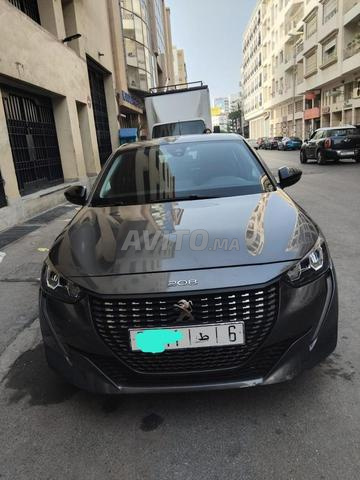 Peugeot 208 Diesel Automatique 2022 à Casablanca - 2