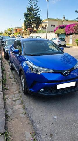 Toyota C-HR 2018 Hybride bien équipée - 2