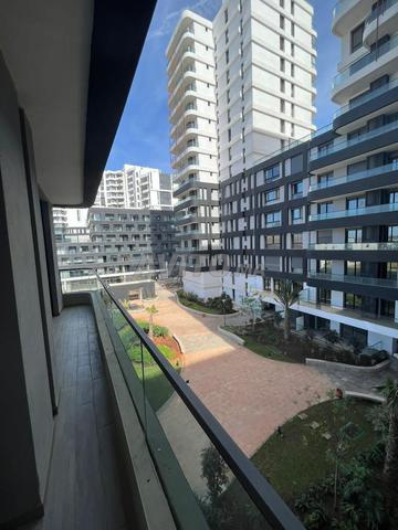 Appartement Vide à louer / TOUR 33 - 2